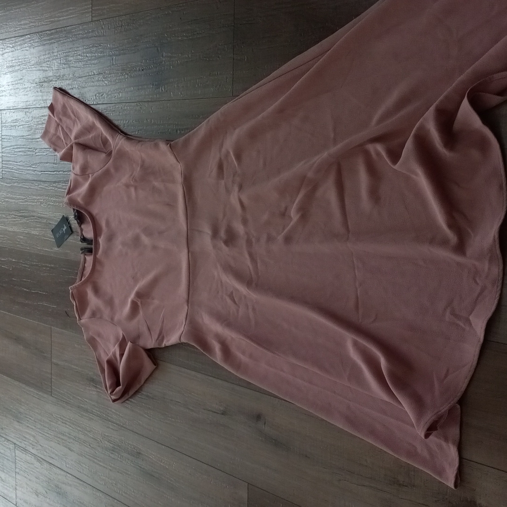 Nwt wukogals women's dress